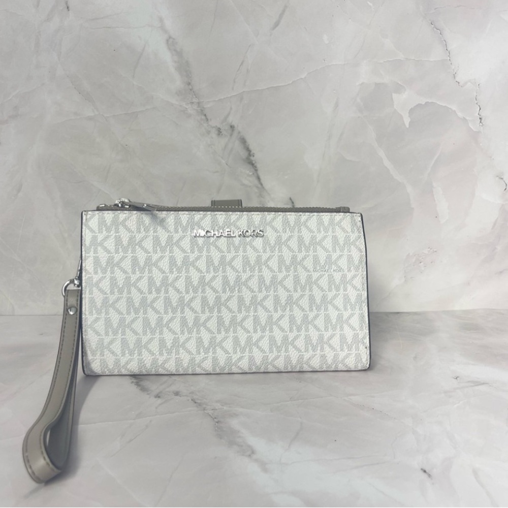 Michael Kors Double Zip Wallet/Wristlet Bright White Gray